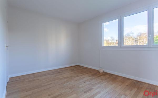 Maison à louer    6 pièces • 144,26 m2 Saint-Michel-sur-Orge