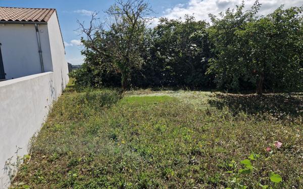 Terrain à vendre    La Jarrie