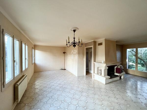 MAISON CONFLANS STE HONORINE - 5 PIÈCES - 100m² €330 000 ** - Référence 7178