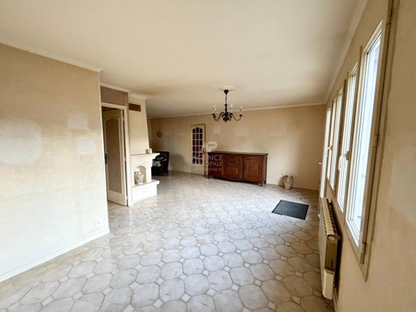 MAISON CONFLANS STE HONORINE - 5 PIÈCES - 100m² €330 000 ** - Référence 7178