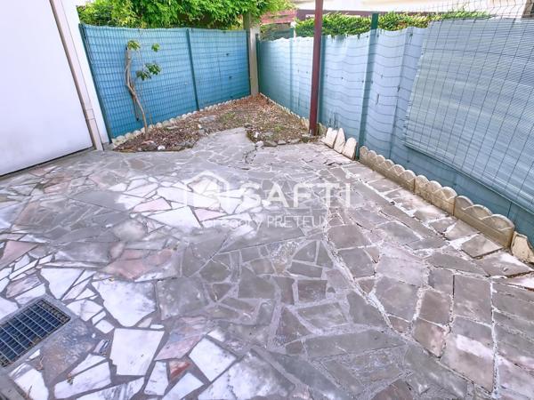 Proches toutes commodités appartement F3 Jardinet et Parking