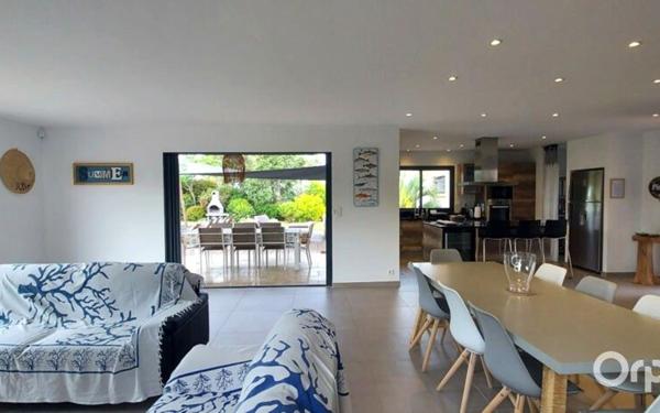 Maison à vendre    5 pièces • 180 m2 Lecci