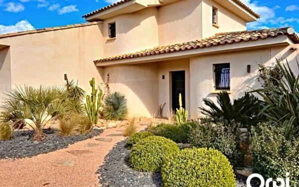 Maison à vendre    5 pièces • 180 m2 Lecci