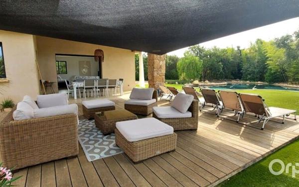 Maison à vendre    5 pièces • 180 m2 Lecci