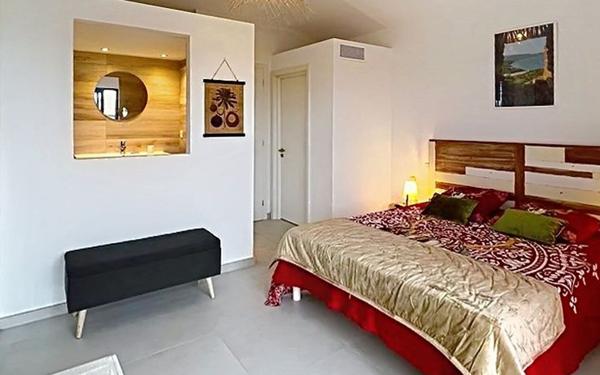 Maison à vendre    5 pièces • 180 m2 Lecci