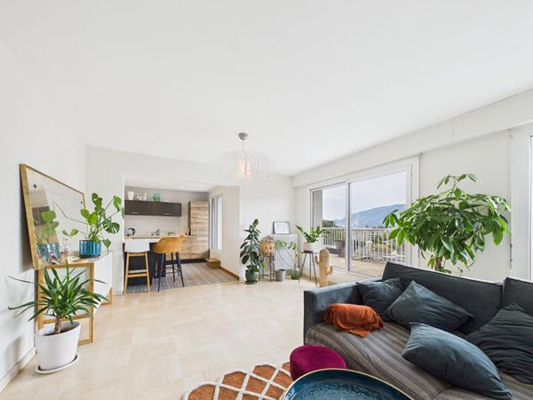 Appartement Saint Julien En Genevois 3 pièce(s) 85 m2