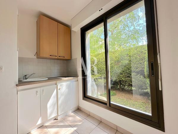 Le Perreux-sur-Marne (94170) Studio avec jardinet privatif et grande cave