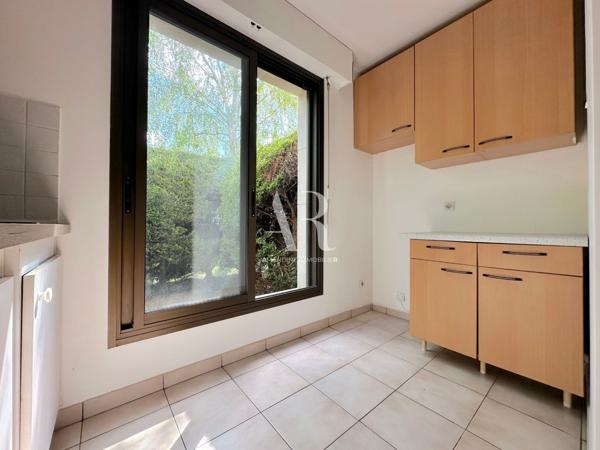 Le Perreux-sur-Marne (94170) Studio avec jardinet privatif et grande cave