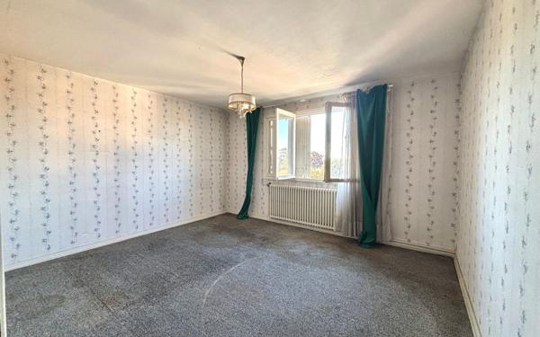 Maison à vendre    6 pièces •  Buxerolles