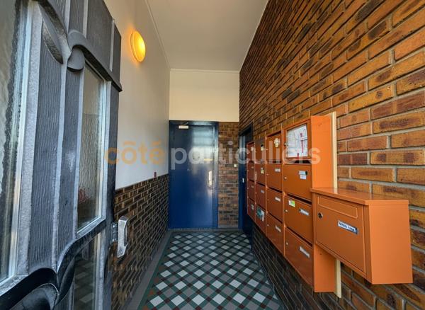 Vente
                Appartement56,81 m² - 3 Pièces -
                    VILLENEUVE SAINT GEORGES (94190)