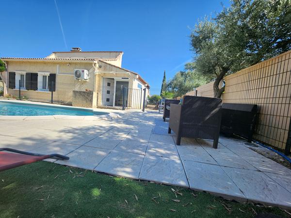 EXCLUSIVITE Maison de plain-pied 95 m² avec piscine - Saint-Saturnin-lès-Avignon SUR UN TERRAIN DE 600 M²