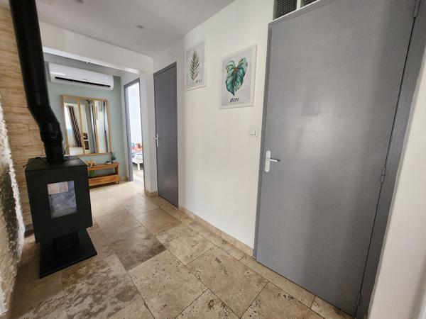 EXCLUSIVITE Maison de plain-pied 95 m² avec piscine - Saint-Saturnin-lès-Avignon SUR UN TERRAIN DE 600 M²