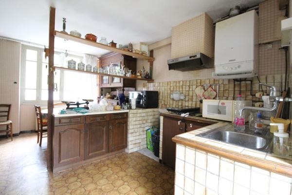Saint-Sernin-sur-Rance (12380) MAISON DE VILLAGE 79m² – TERRASSE ET CAVE - SAINT-SERNIN-SUR-RANCE