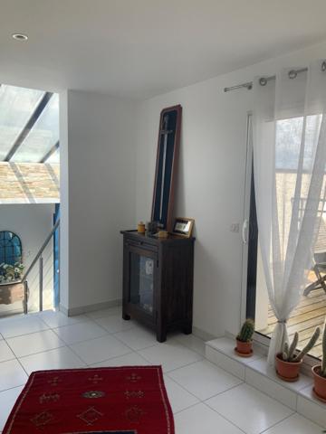 TRES BELLE MAISON COMTEMPORAINE