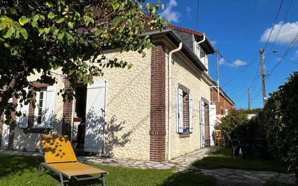 Maison à vendre    5 pièces •  Champrond-en-Perchet