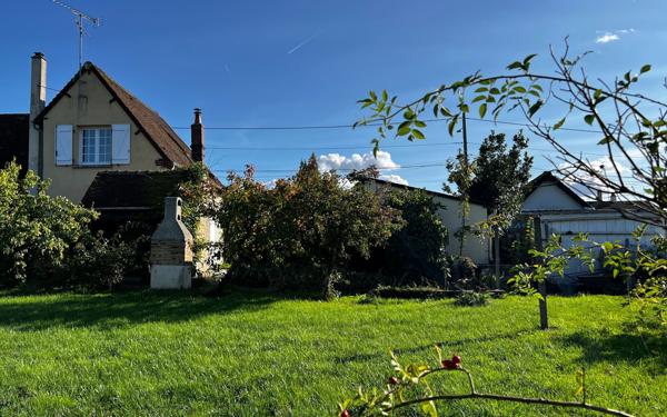 Maison à vendre    5 pièces •  Champrond-en-Perchet