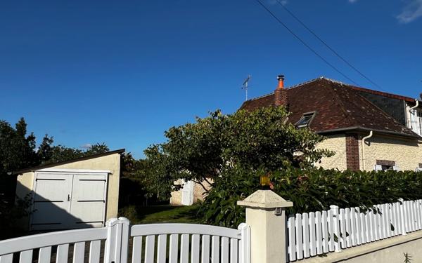 Maison à vendre    5 pièces •  Champrond-en-Perchet