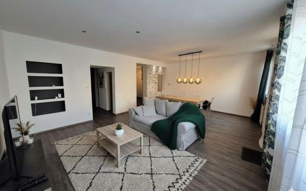 Appartement à louer    2 pièces • 72,74 m2 Yutz