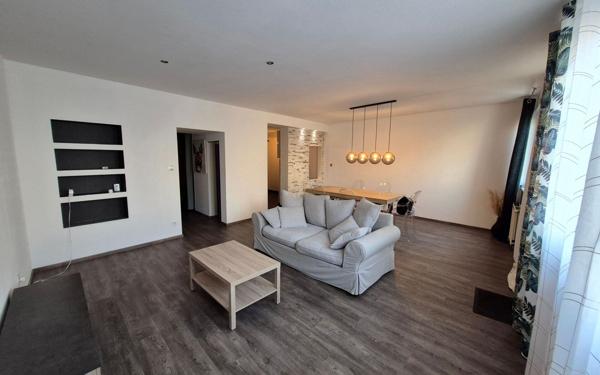 Appartement à louer    2 pièces • 72,74 m2 Yutz