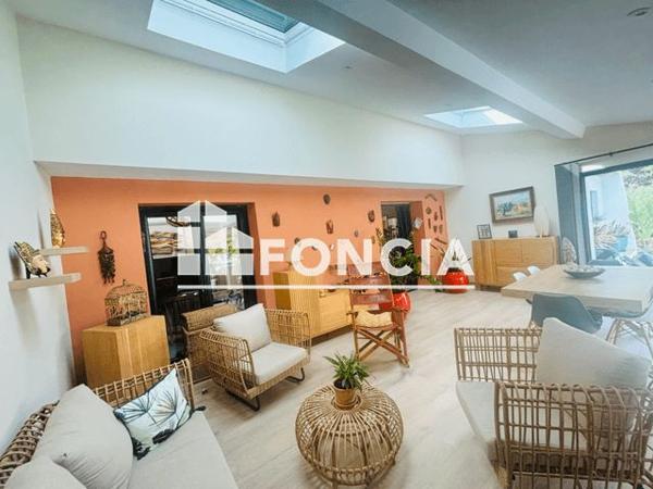 À vendre Maison 4 pièces 153 m² - Saint-mandrier-sur-mer 83430