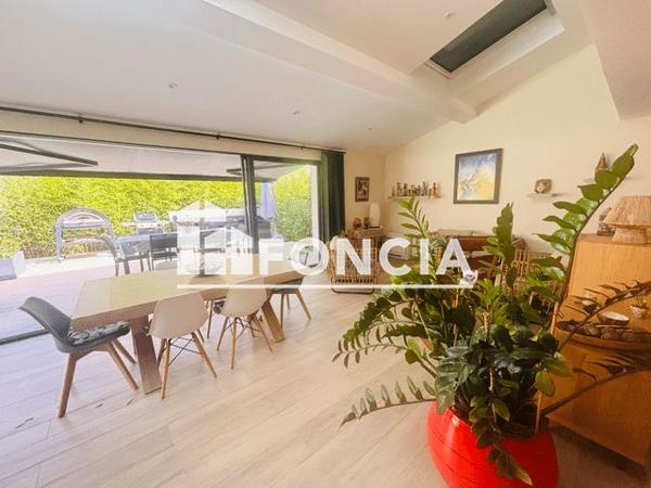 À vendre Maison 4 pièces 153 m² - Saint-mandrier-sur-mer 83430