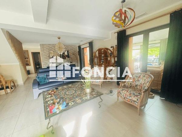 À vendre Maison 4 pièces 153 m² - Saint-mandrier-sur-mer 83430