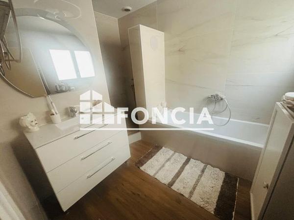 À vendre Maison 4 pièces 153 m² - Saint-mandrier-sur-mer 83430