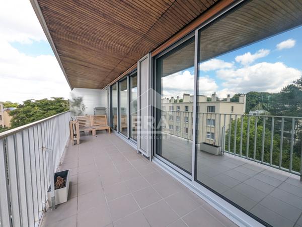 Appartement 3 pièces avec balcon et box