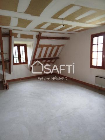 belle maison traditionnelle sur terrain paysager de 1682 m2.