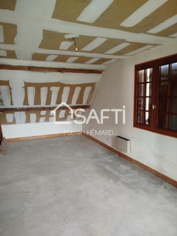 belle maison traditionnelle sur terrain paysager de 1682 m2.