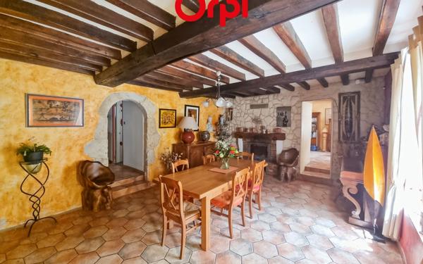 Maison à vendre    6 pièces • 179 m2 Igé