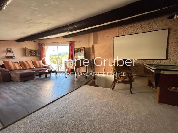 Immobilier Mézel (04270) – Appartement 140m2 – 171 000 €