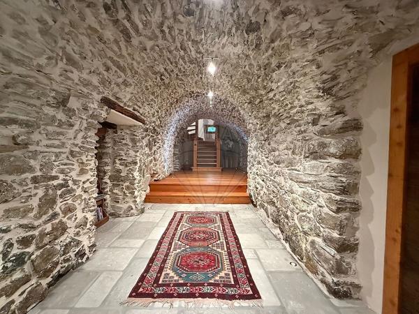 Maison 8 chambre(s) de luxe à vendre - Châteauroux-les-Alpes, Hautes-Alpes - 05