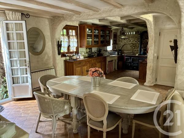 Maison à vendre  6 pièces - 137 m 2   VILLECRESNES  - 94