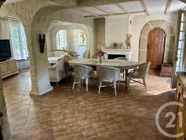 Maison à vendre  6 pièces - 137 m 2   VILLECRESNES  - 94