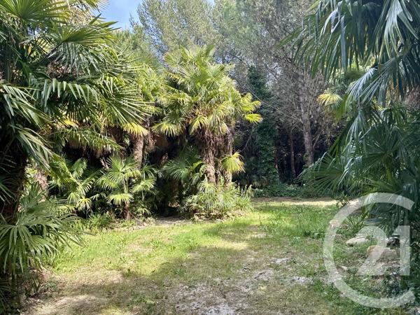 Maison à vendre  6 pièces - 137 m 2   VILLECRESNES  - 94