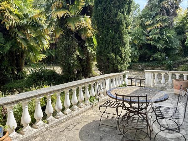Maison à vendre  6 pièces - 137 m 2   VILLECRESNES  - 94