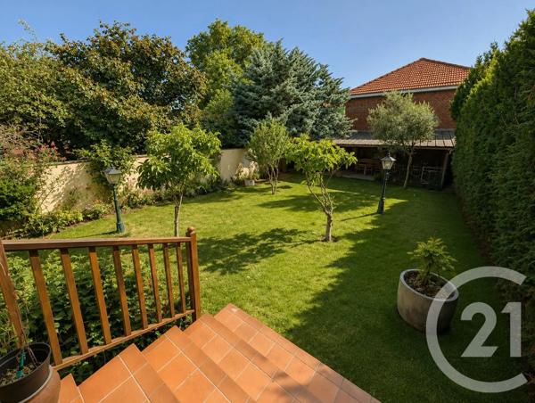 Maison à vendre  7 pièces - 138,33 m 2   LIVRY GARGAN  - 93