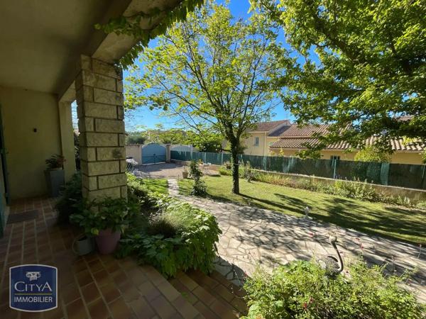 Maison à louer 5 pièces 138.06m² Orange (84100)