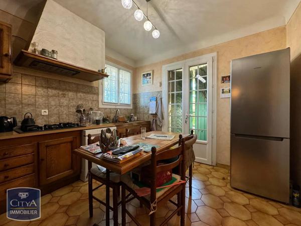 Maison à louer 5 pièces 138.06m² Orange (84100)