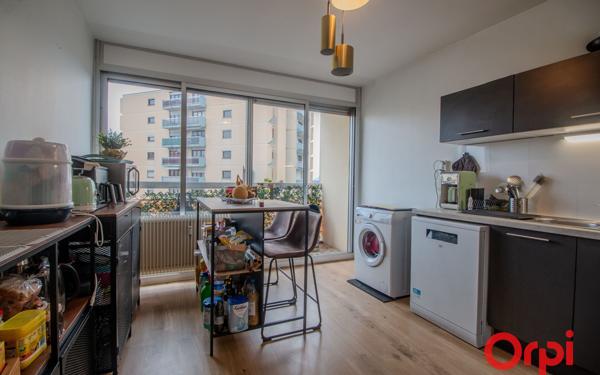 Appartement à vendre    3 pièces • 87 m2 Lingolsheim