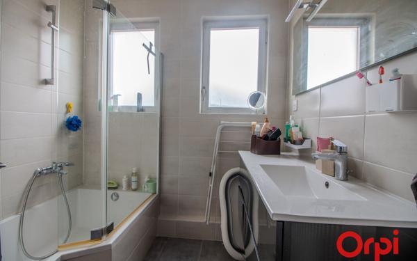 Appartement à vendre    3 pièces • 87 m2 Lingolsheim