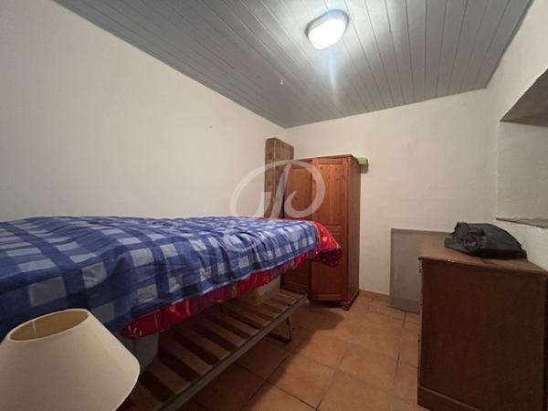 Deux maisons campagne Coëx 180 m2 et 3600m2 de terrain Toutes les caractéristiques