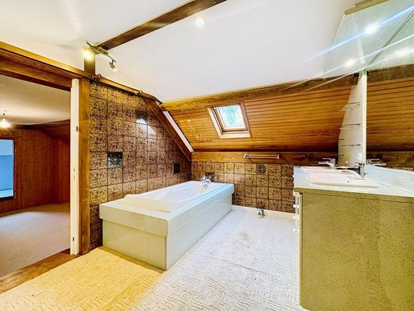 Maison au calme de 143 m² sur 1.5 hectare de prairie