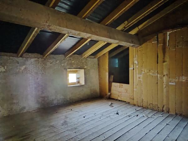 Maison à vendre 8 pièces ASSAIS LES JUMEAUX (79)