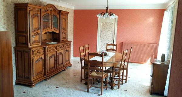 Maison à vendre 8 pièces ASSAIS LES JUMEAUX (79)