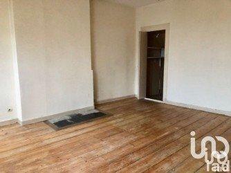 Appartement 2 pièces de 70 m² à Rochefort (17300)