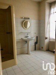 Appartement 2 pièces de 70 m² à Rochefort (17300)