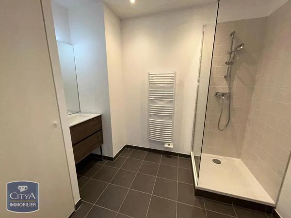 Appartement à louer 2 pièces 46m²
