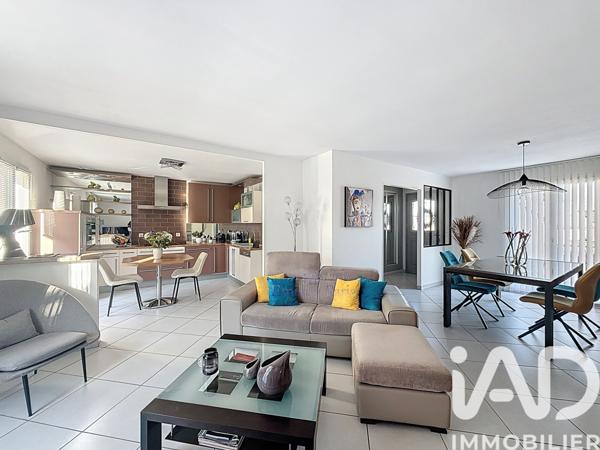 Maison à vendre 4 pièces 77 m² Mantes-la-Ville